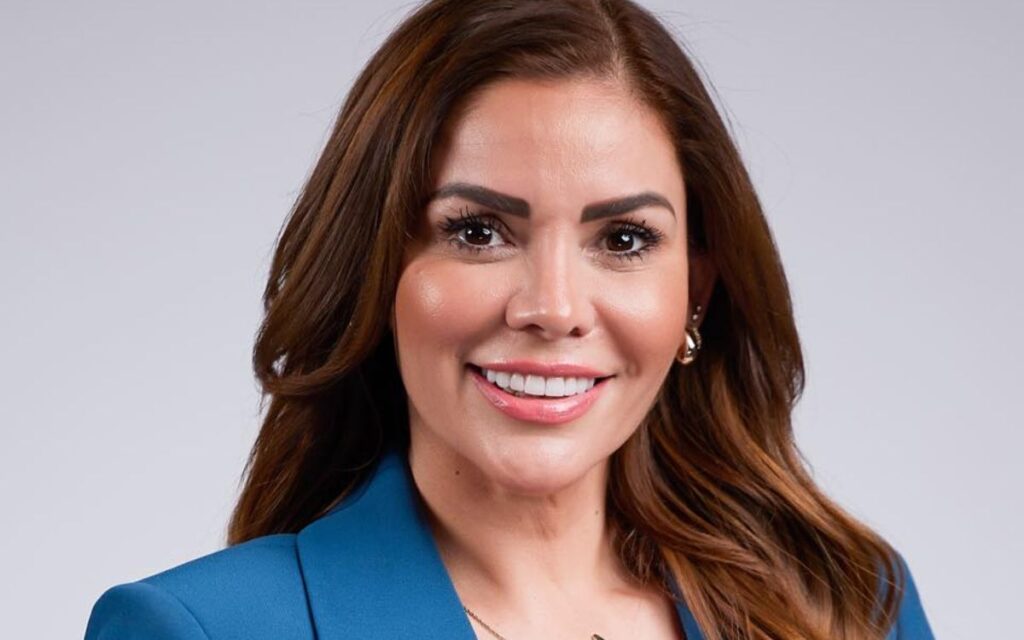 Detienen a Karina Barrón, funcionaria de Monterrey, por presunto cohecho y falsedad