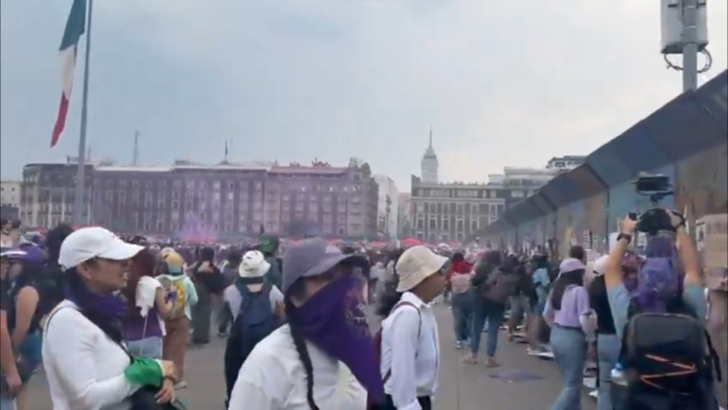 Madres, universitarias y morritas sobre ruedas: la pluralidad del 8M capitalino